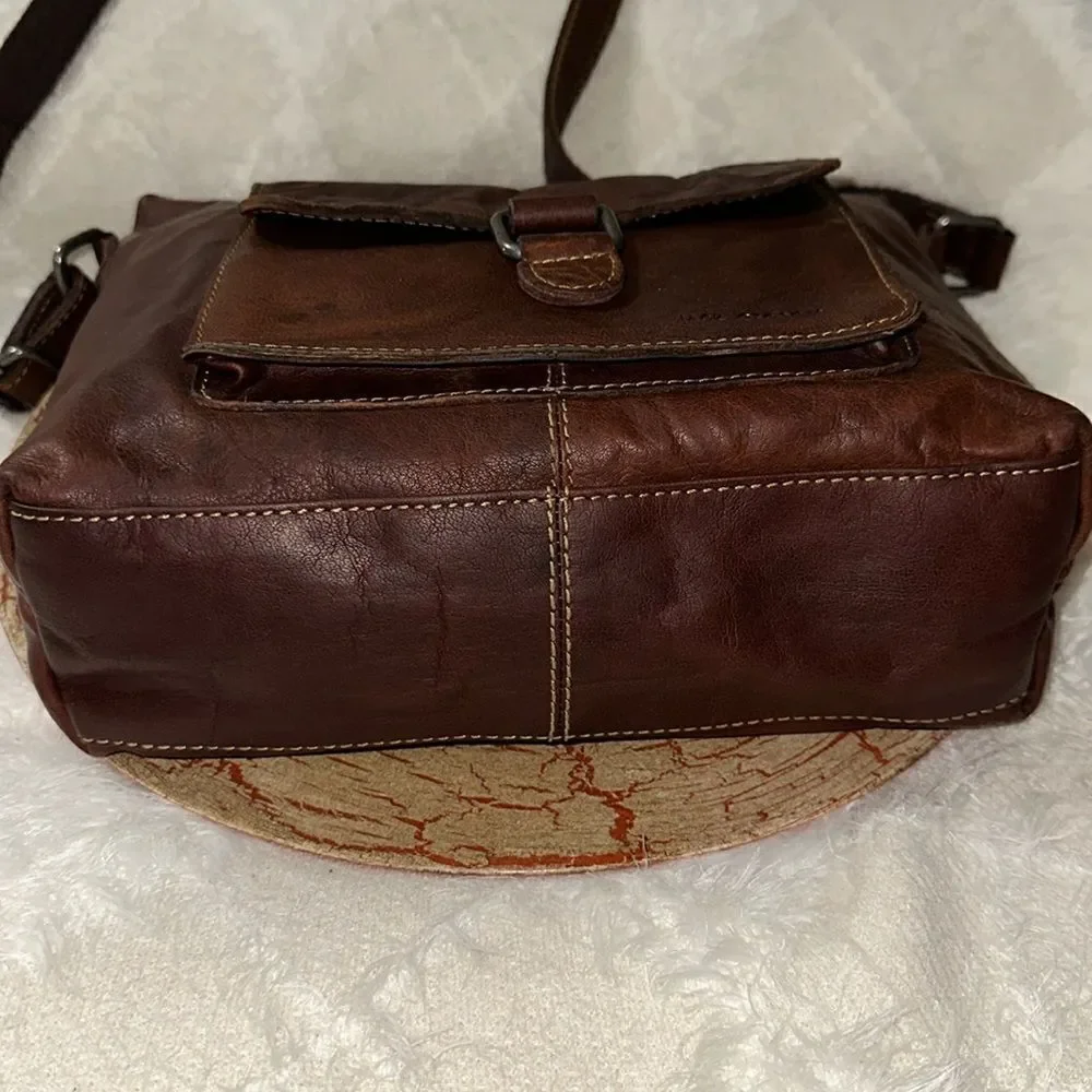 Rare Jack Georges Medium Brown Genuine Leather Vintage Messenger Crossbody Bag